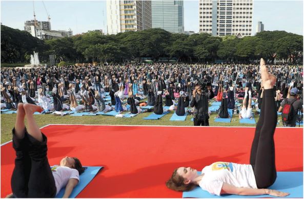 Photo News: AT FULL STRETCH