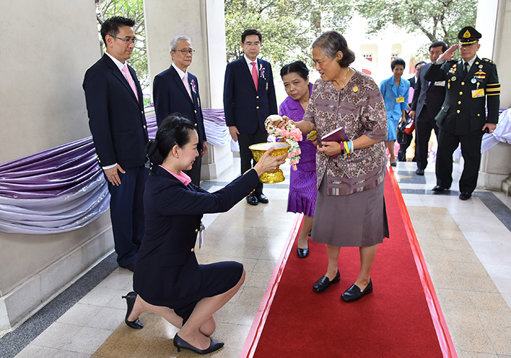 การประชุมโครงการในพระราชดำริ เรื่อง “เพลงเรื่อง”