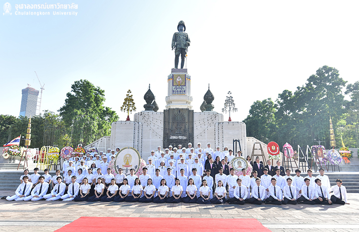 พิธีวางพวงมาลาถวายสักการะและพิธีบำเพ็ญกุศลอุทิศถวายแด่พระบาทสมเด็จพระมงกุฎเกล้าเจ้าอยู่หัว