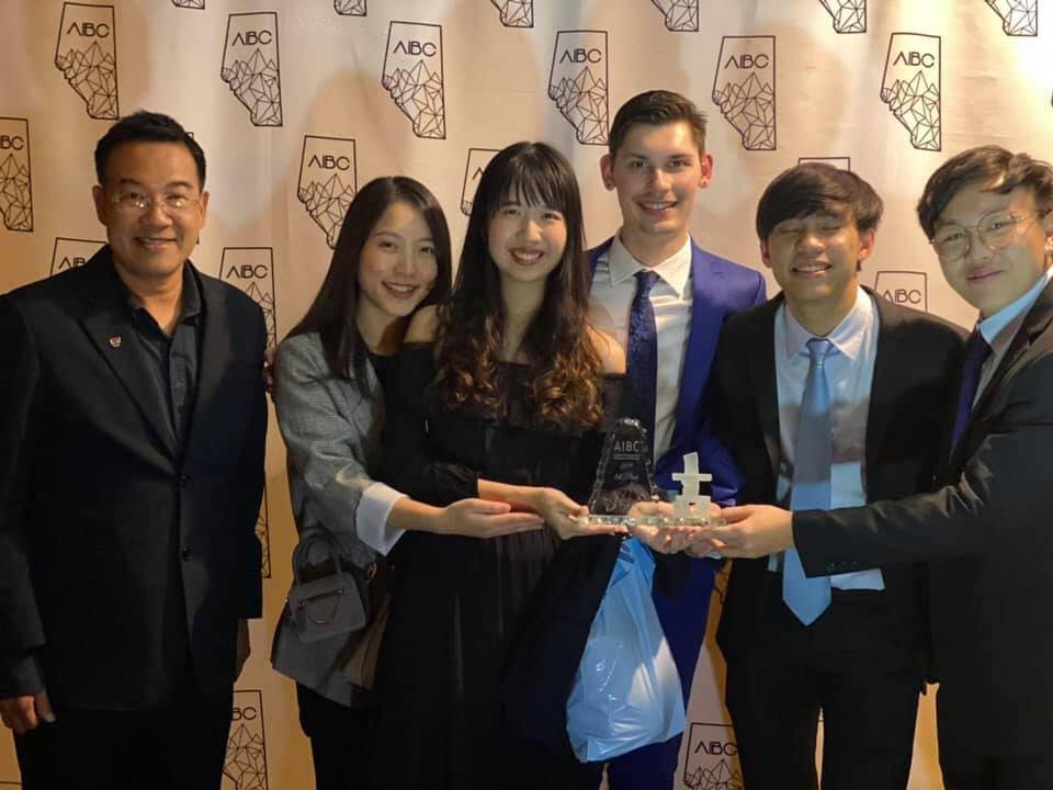 ทีมนิสิต BBA จุฬาฯ ชนะเลิศการแข่งขัน Case ธุรกิจระดับโลกที่แคนาดา