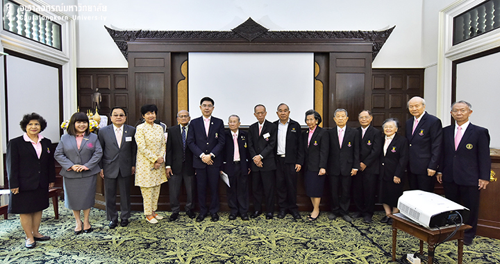 ภาพྺ่าวงานเสวนาเฉลิมพระเกียรติ “ทั่วโลกแซ่ซ้องสาธุการ นวมินทรภิบาลเกียรติเกริกไกร”