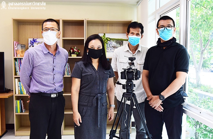 สัมภาษณ์คณบดีคณะนิเทศศาสตร์ จุฬาฯเรื่องการนำเสนอข่าวโทรทัศน์ในปัจจุบัน