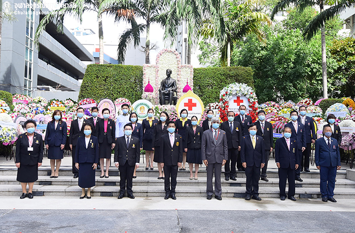 พิธีวางพวงมาลาถวายสักการะ เนื่องในวันอานันทมหิดล 2563