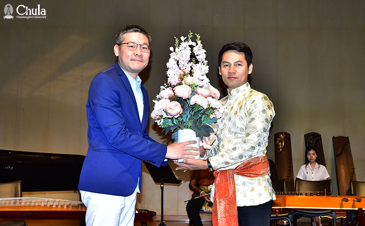 จุฬาวาทิต ครั้งที่ 216 “เสน่ห์สองแผ่นดินบรรเลงพิณเพลินเพลง”
