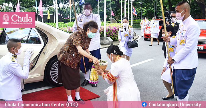 สมเด็จพระกนิษฐาธิราชเจ้า กรมสมเด็จพระเทพรัตนราชสุดาฯ สยามบรมราชกุมารีเสด็จฯ แทนพระองค์พระราชทานปริญญาบัตรแก่บัณฑิตจุฬาฯปีการศึกษา 2562 เป็นวันแรก