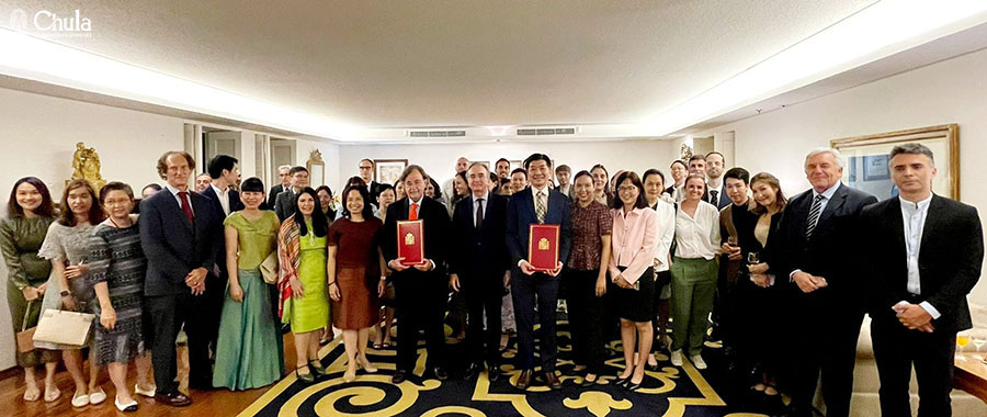 Chula Faculty of Arts Signs Cooperation Agreement with The Cervantes Institute?