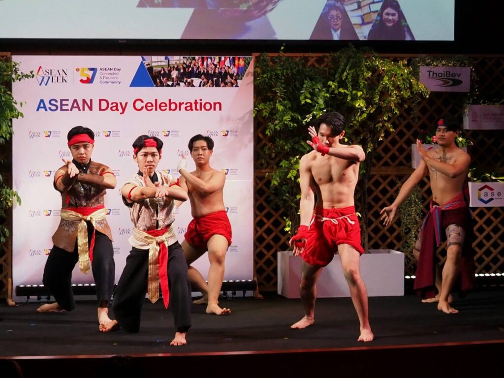 Chula Faculty of Fine and Applied Arts Performs at ASEAN Week 2024 to Celebrate the 57th Anniversary of ASEAN?