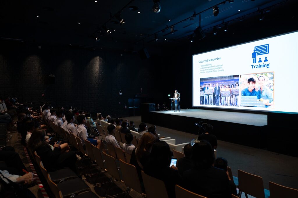 Chula��s Communication Arts Faculty Launches ��One Family, One Soft Power�� Initiative with Online Filmmaking Courses and Skill-Building Activities" 