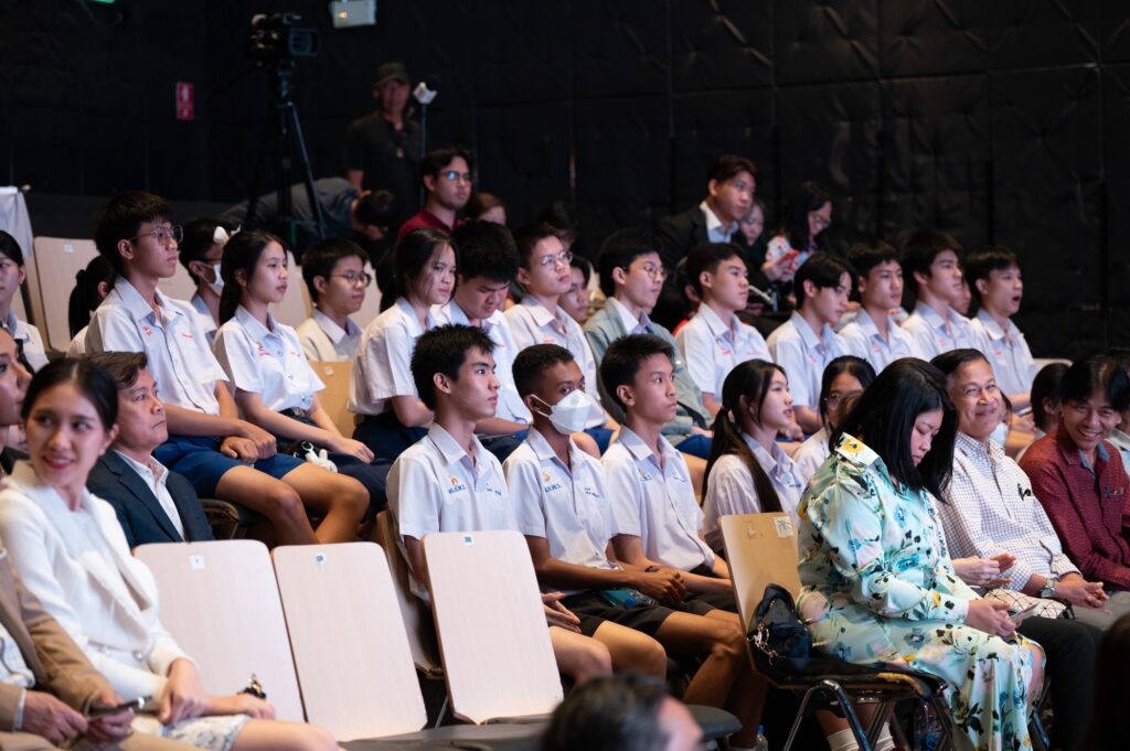 Chula��s Communication Arts Faculty Launches ��One Family, One Soft Power�� Initiative with Online Filmmaking Courses and Skill-Building Activities" 