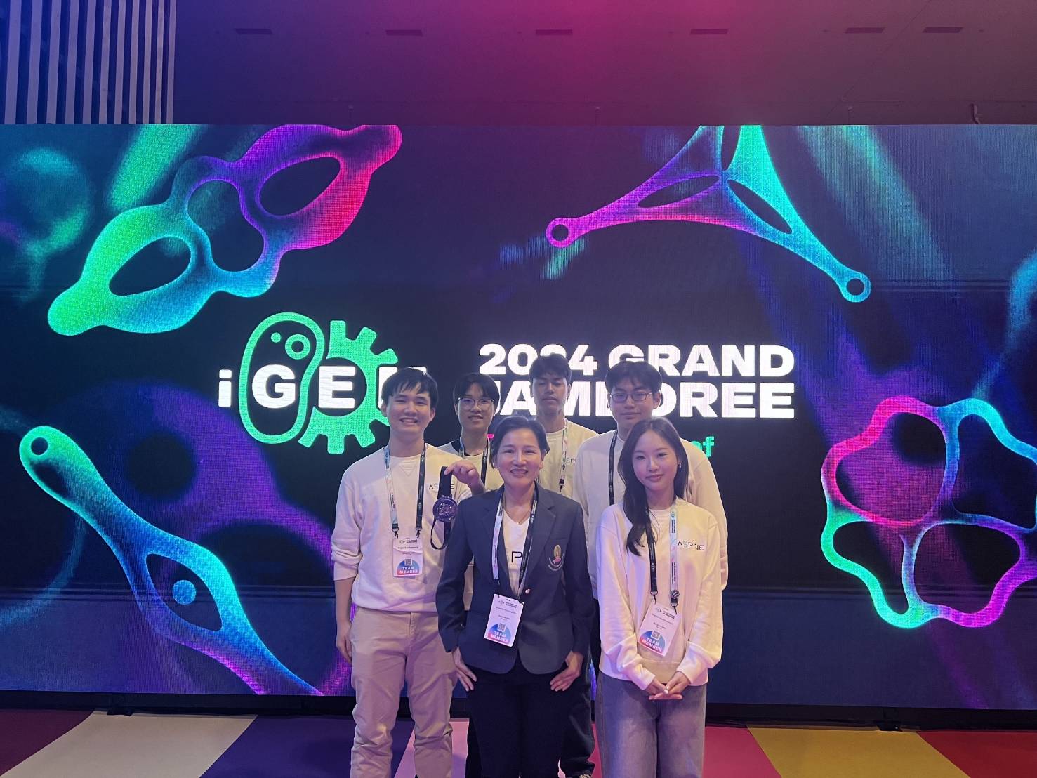 Chula's Medical, Engineering, and Demonstration School Students Win a Silver at IGEM 2024 Grand Jamboree in France?