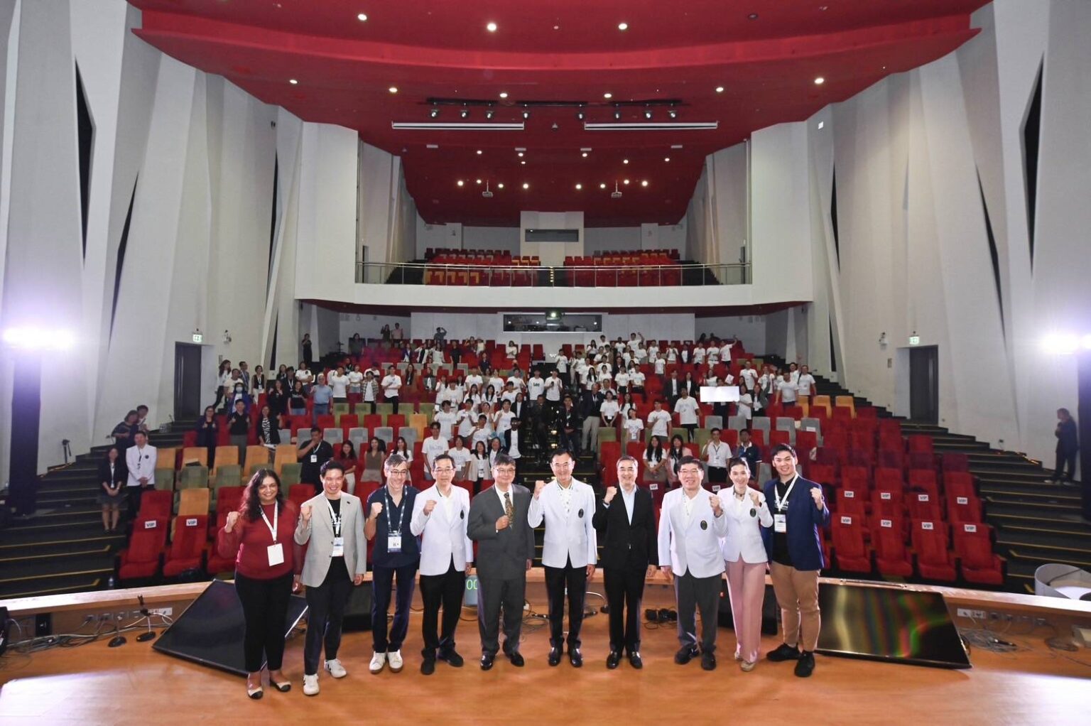 Chulalongkorn University Student Wins Siriraj x MIT Hacking Medicine Competition, Set to Represent Thailand at the Global Hackathon at MIT, USA 