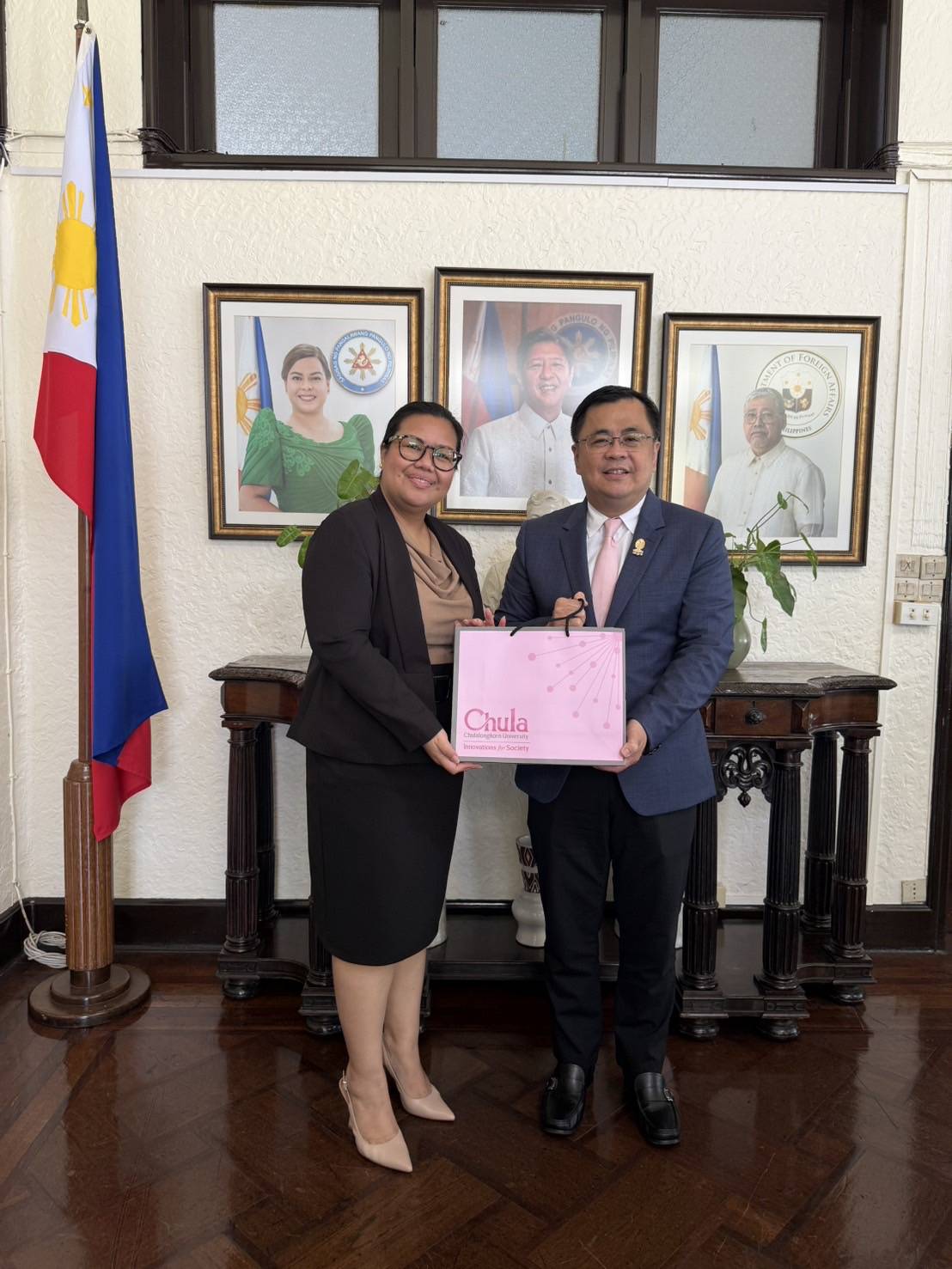 �鶹���� and Philippine Embassy Unite to Pioneer Landmark Academic and Cultural Collaboration