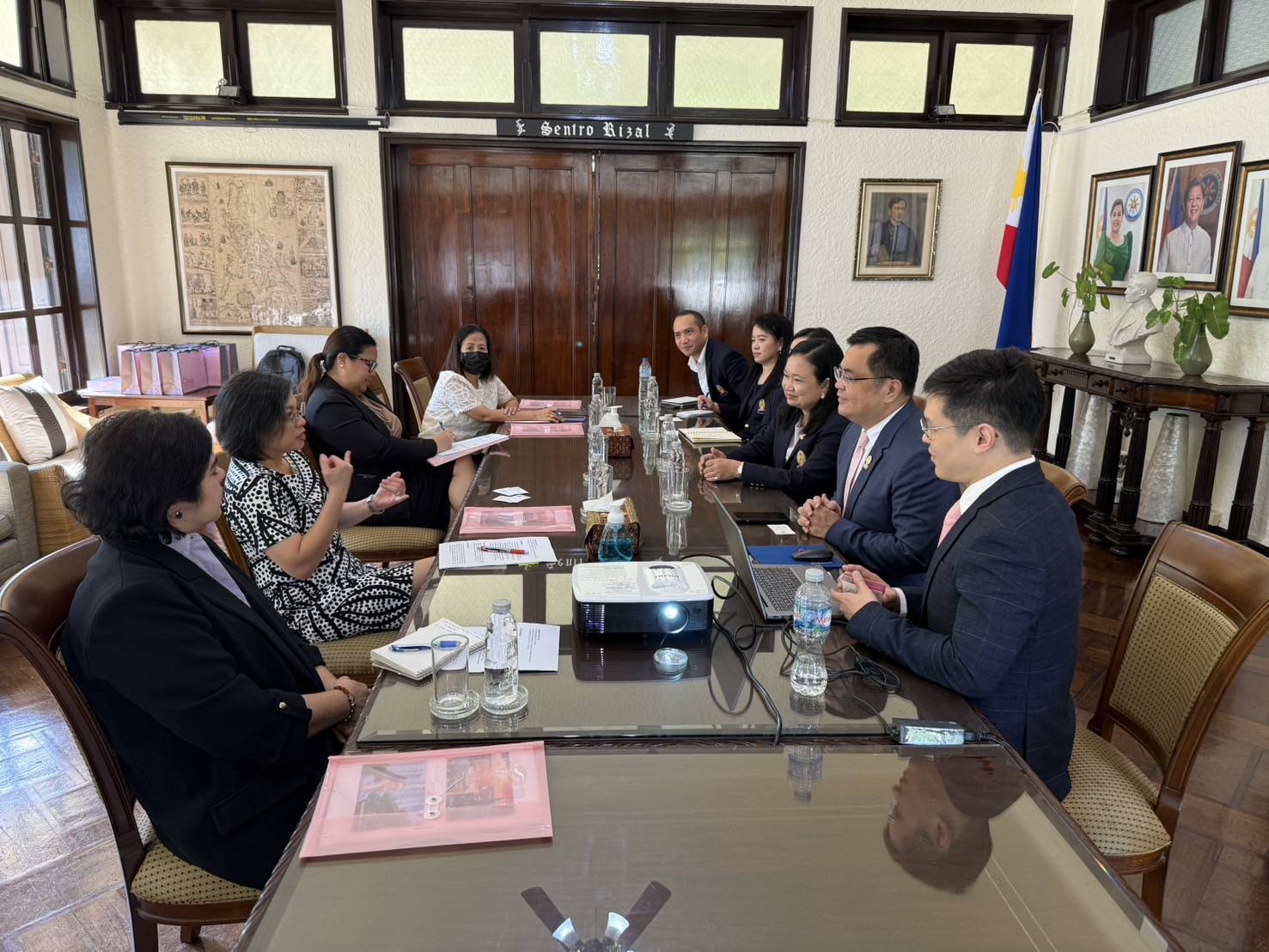 �鶹���� and Philippine Embassy Unite to Pioneer Landmark Academic and Cultural Collaboration