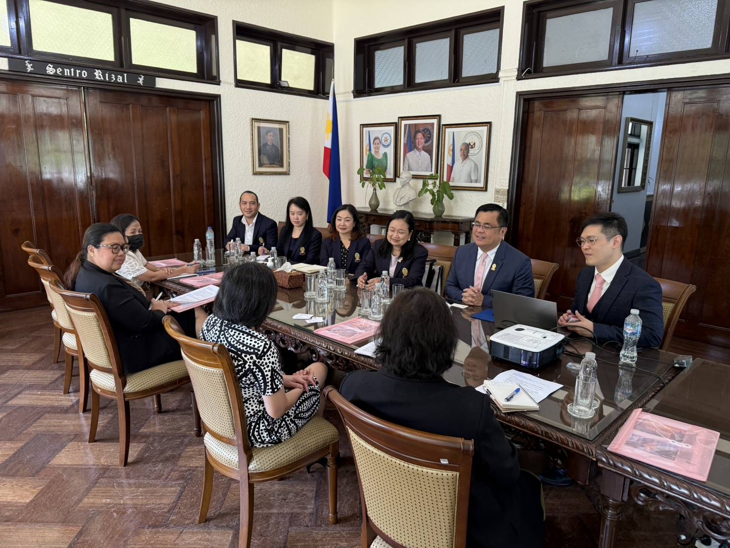 �鶹���� and Philippine Embassy Unite to Pioneer Landmark Academic and Cultural Collaboration