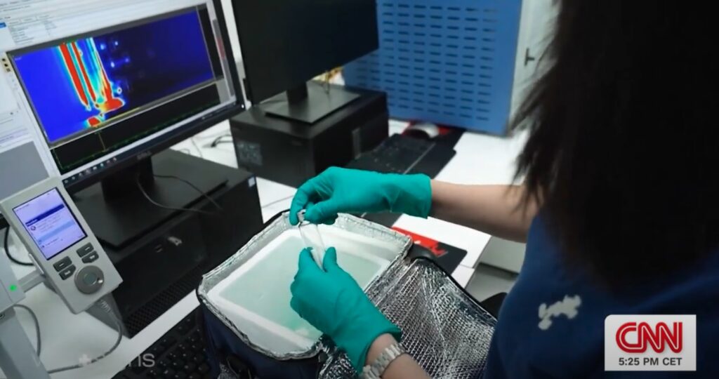 CNN Interviews Chula Professor on the Success of Research on Using Sweat Odor to Detect Stress and Depression 