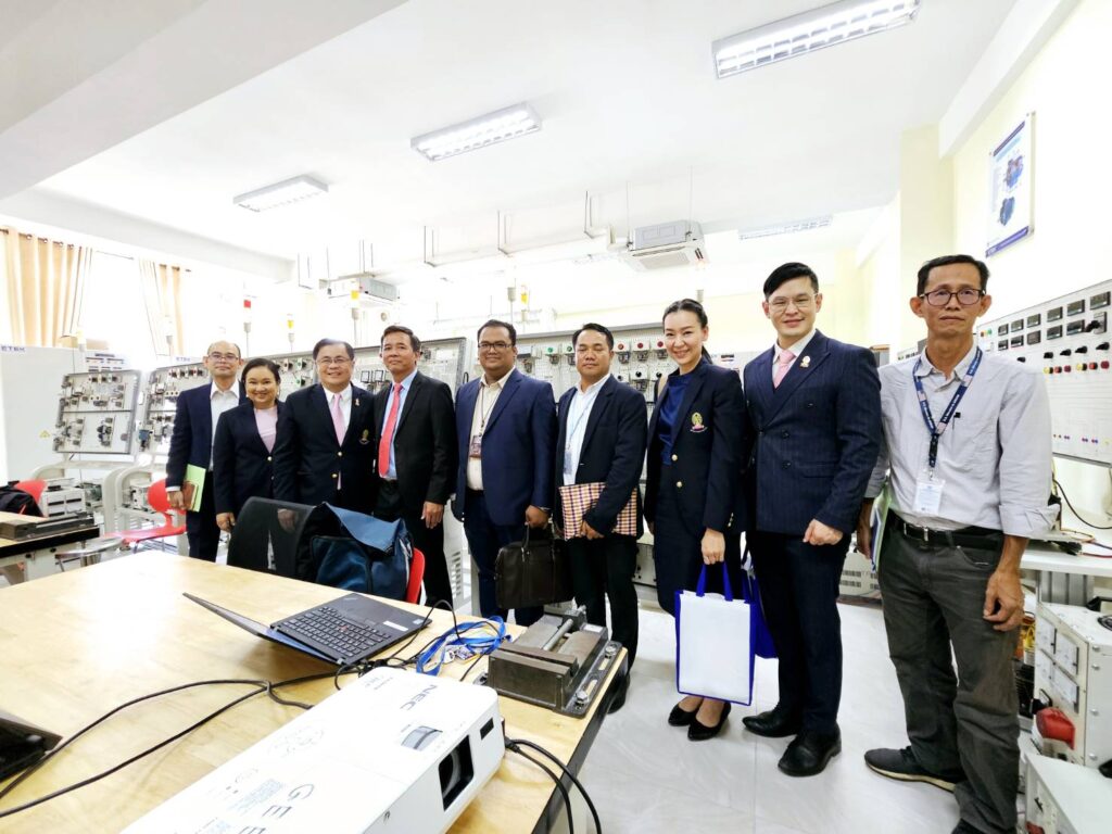 The President of Chula Meets with Cambodian Minister of Education, a Graduate of the Faculty of Education Strengthening Relations and Integrating Knowledge for Youth in the Region?