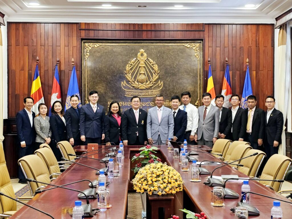 The President of Chula Meets with Cambodian Minister of Education, a Graduate of the Faculty of Education Strengthening Relations and Integrating Knowledge for Youth in the Region?