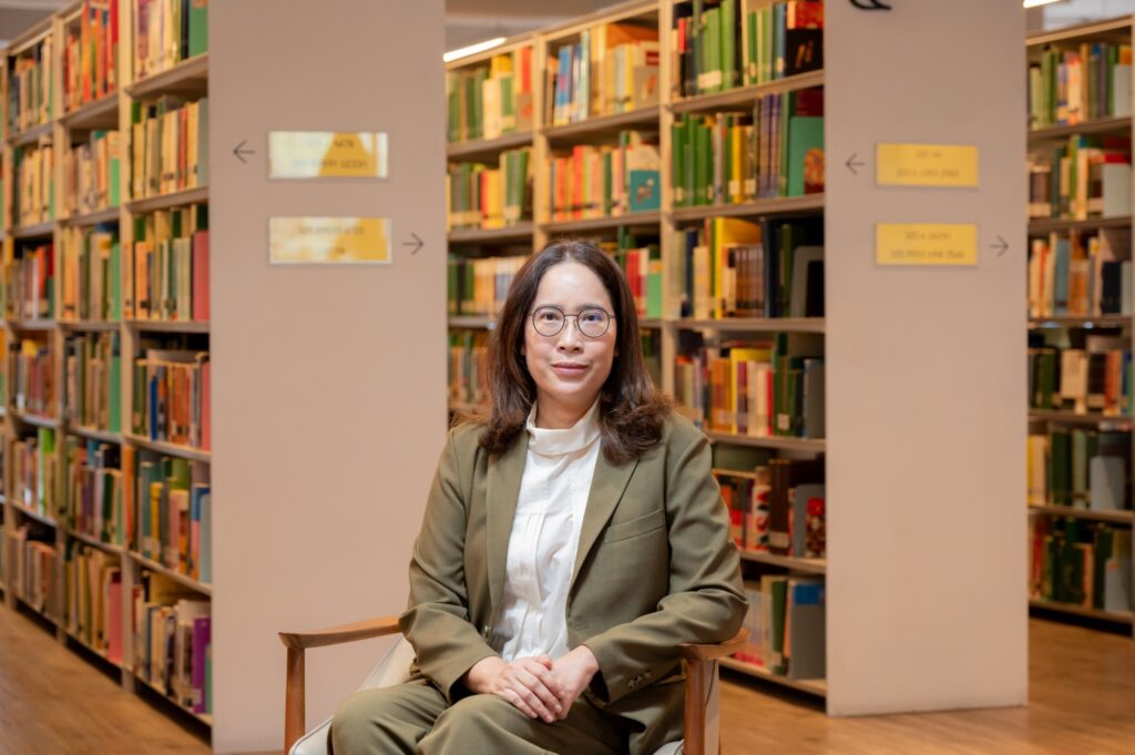 Associate Professor Dr. Nathanan Khunmas, National Outstanding Researcher of 2025, for her Research on International Relations and European Studies 