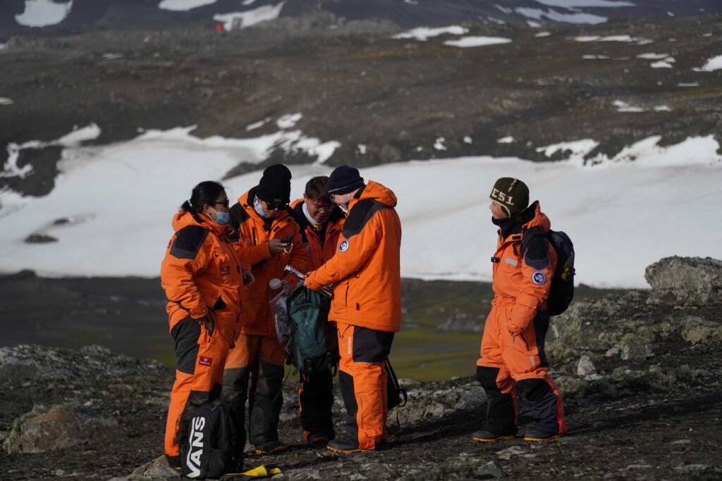 An extreme mission, Chulalongkorn researchers travel to the Antarctic?To Investigate the Impacts of Global Warming and Microplastic Waste
