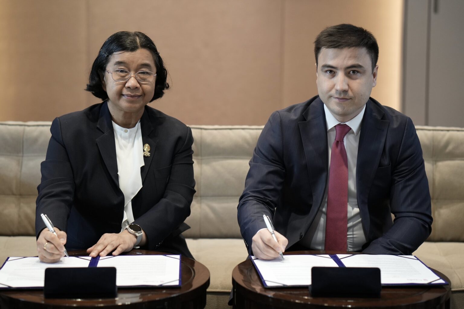 Faculty of Fine and Applied Arts, �鶹����, Sign an MOU and a Concert and Performances with Artists from Uzbekistan State Institute of Arts and Culture