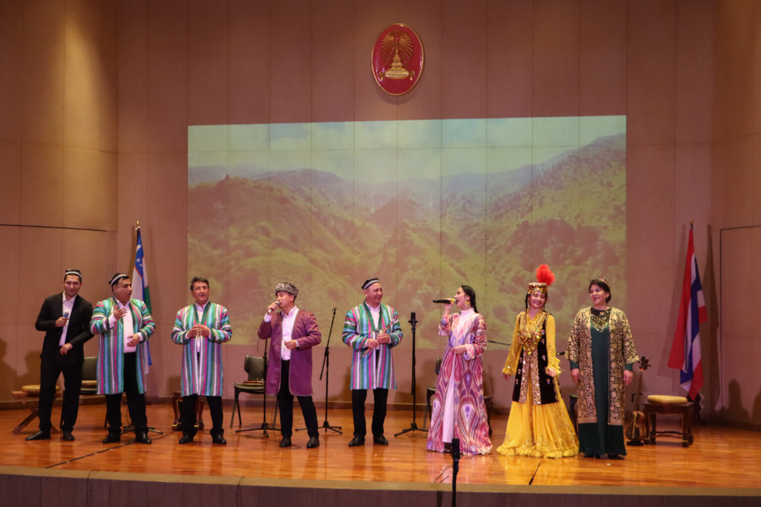 Faculty of Fine and Applied Arts, �鶹����, Sign an MOU and a Concert and Performances with Artists from Uzbekistan State Institute of Arts and Culture 