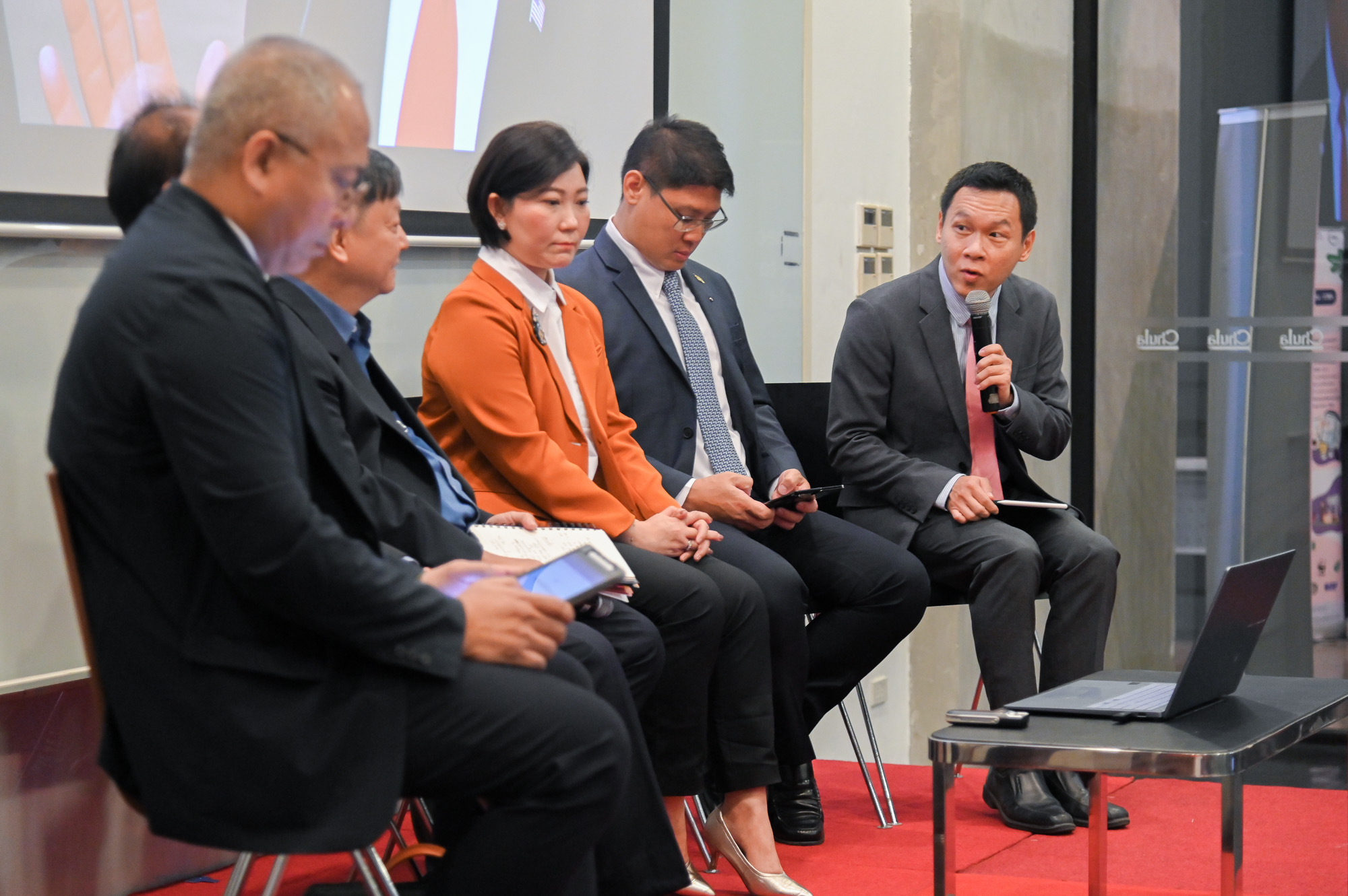 Chula Leads Dialogue on Thai Business Resilience in Logistics Amidst Global Trade Disruptions 