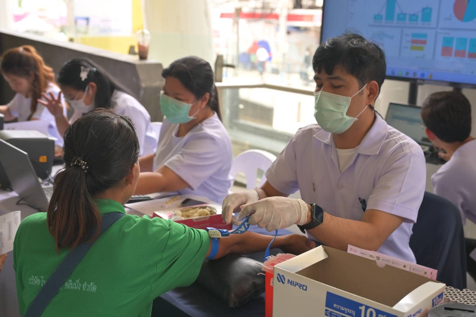 First-Ever MAY DAY SIAM SQUARE: Chula Unites to Offer Free Health Checkups