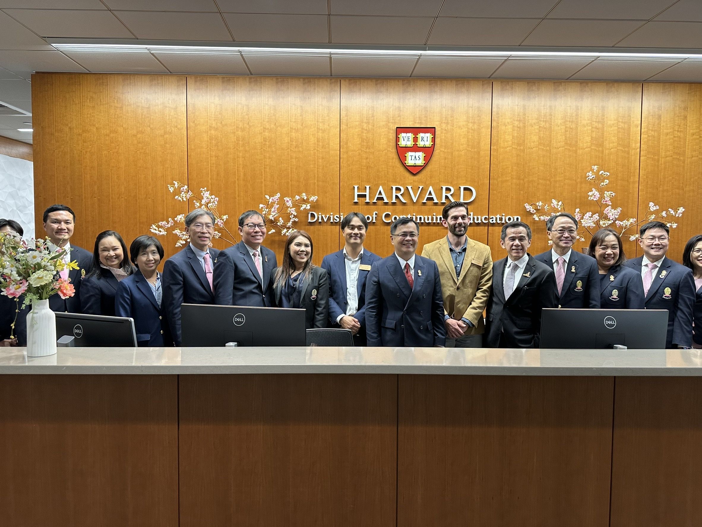 Chula�CHarvard Collaboration Marks a Milestone in Globalizing Thai Intellectual Heritage?