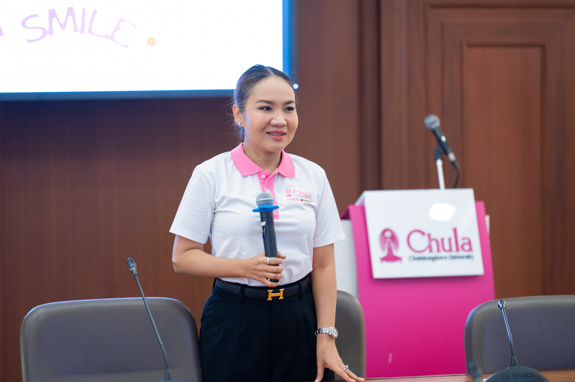 Hackathon for Growth: Chula Staff Showcase AI Solutions for a “University of AI” Vision 