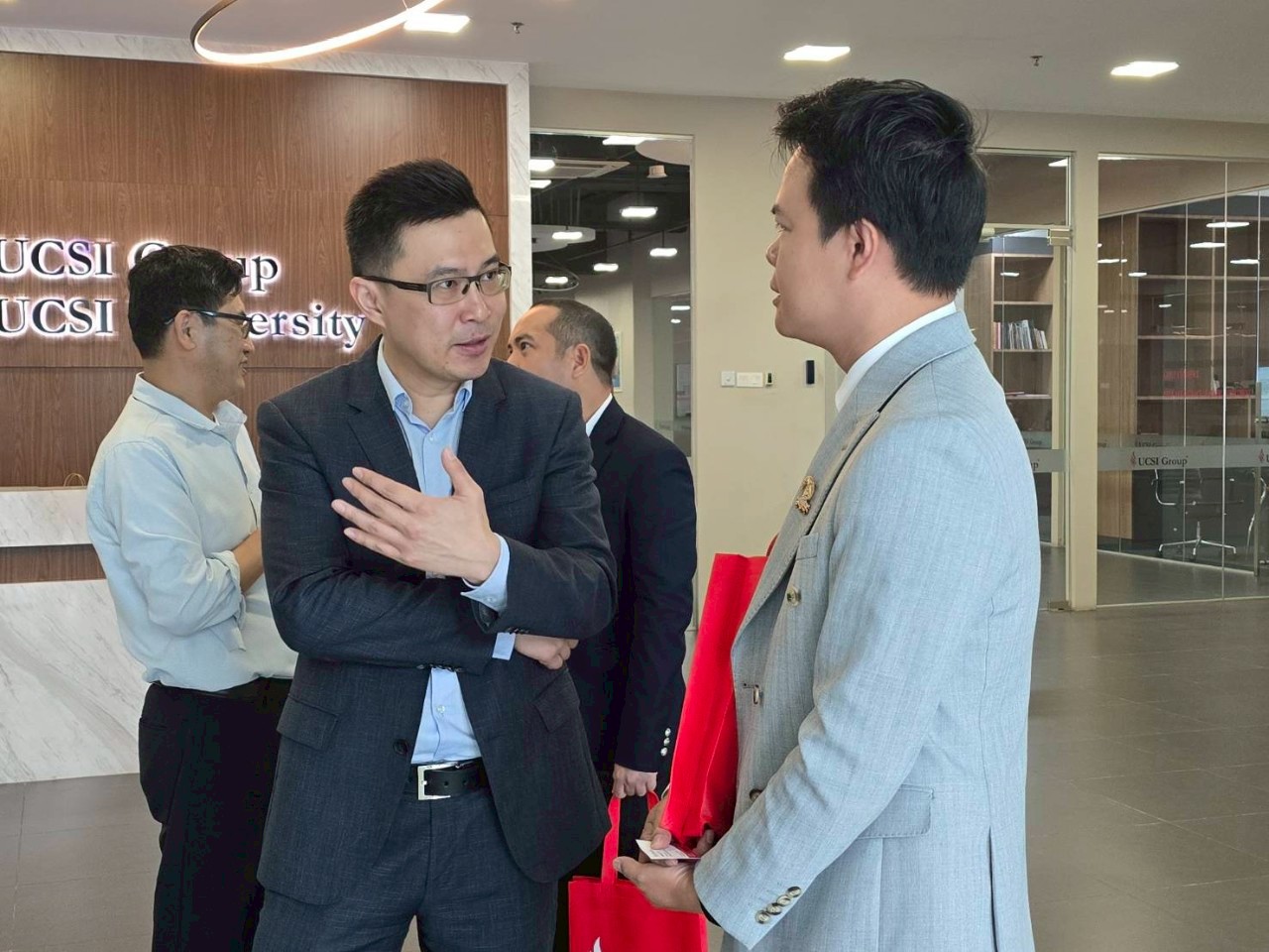 Bridging Borders Through Knowledge: Chulalongkorn and UCSI Explore New Avenues for Collaboration