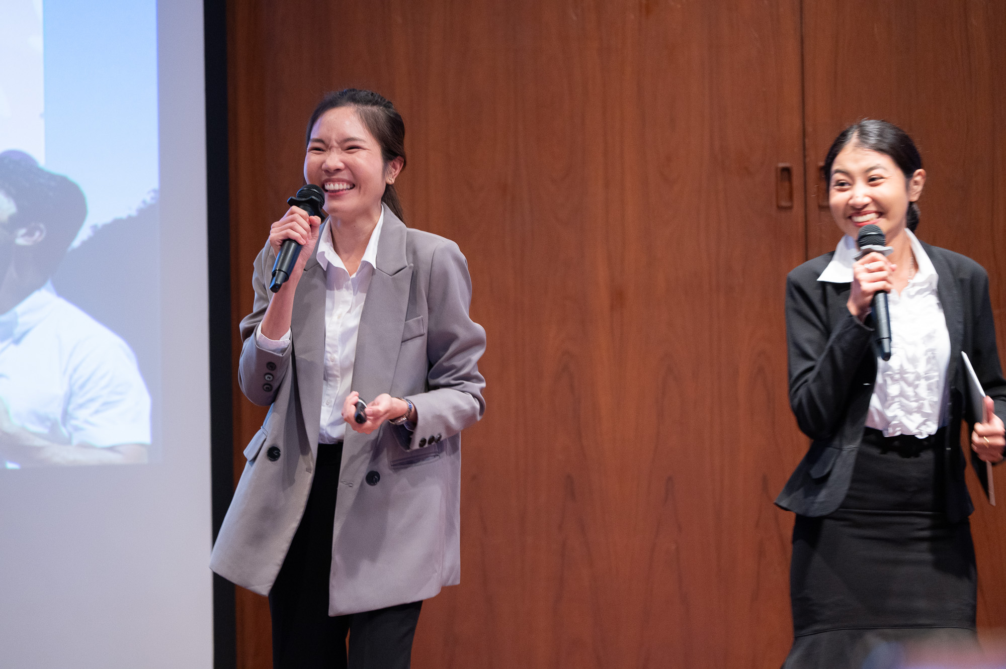 Hackathon for Growth: Chula Staff Showcase AI Solutions for a “University of AI” Vision 