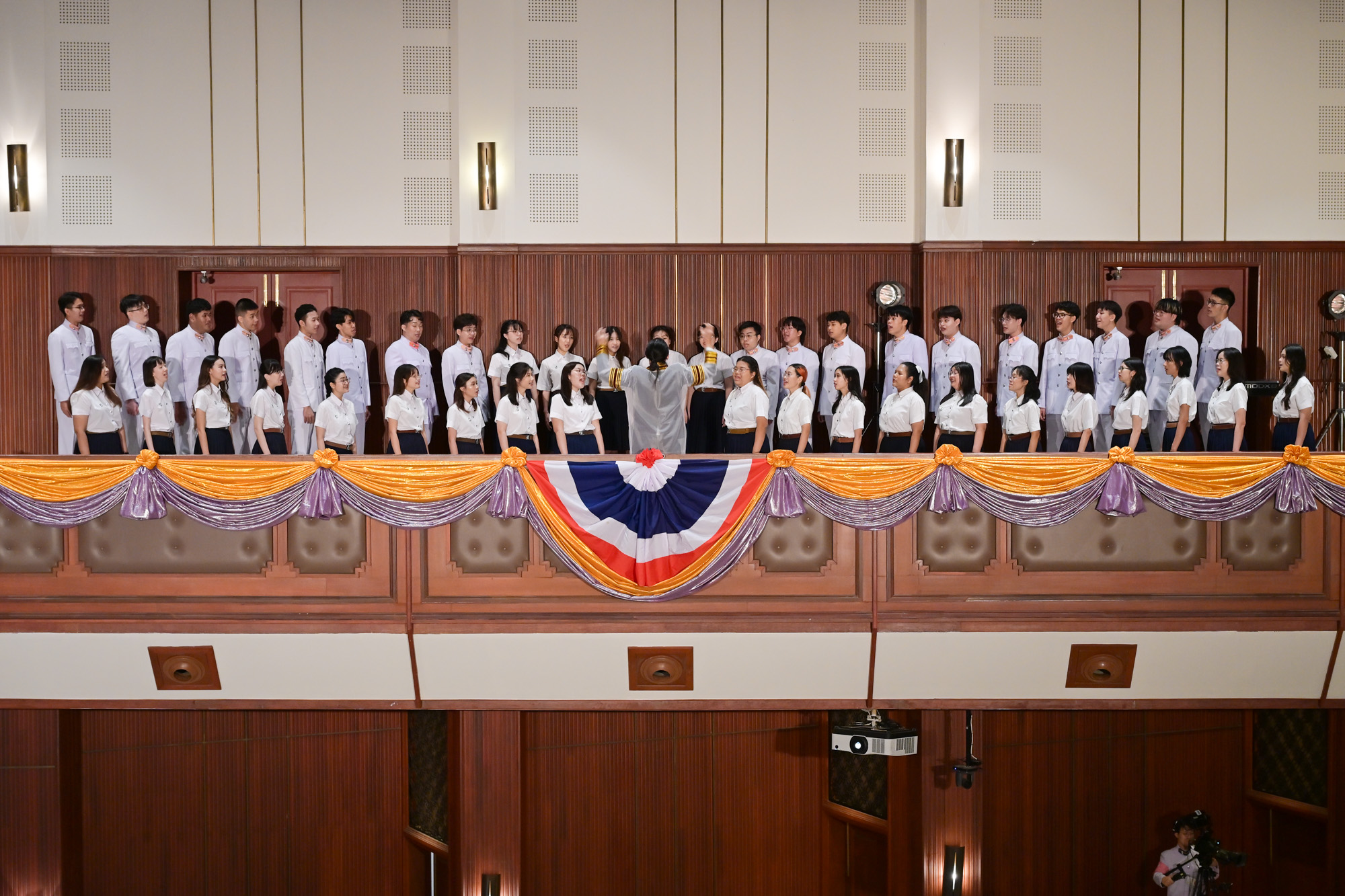 Her Royal Highness Princess Maha Chakri Sirindhorn, representing His Majesty the King, confers degrees upon graduates of Chulalongkorn University for the 2024 academic year on the second day of the ceremony 