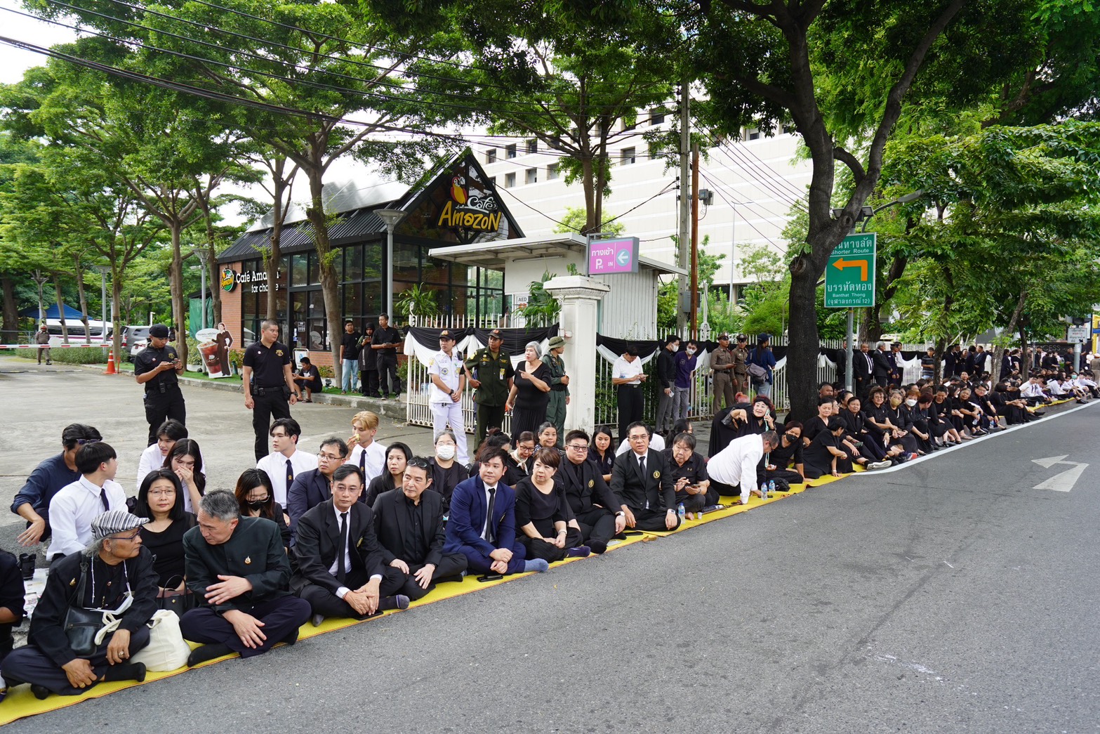 Chula Pays Its Final Respects to Her Majesty Queen Sirikit??
