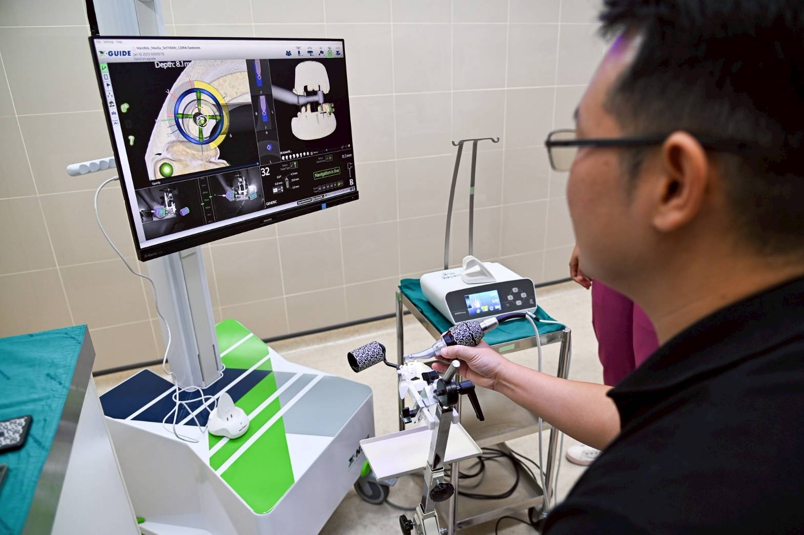 Chula Launches a Master’s Program in Implant & Esthetic Dentistry, Opens First Integrated Implant Center in Thailand 
