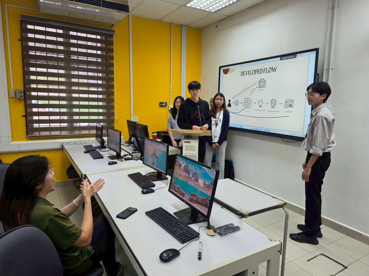 Exploring the Future of Healthcare through AI: Chula Students Joined a Program in Malaysia 