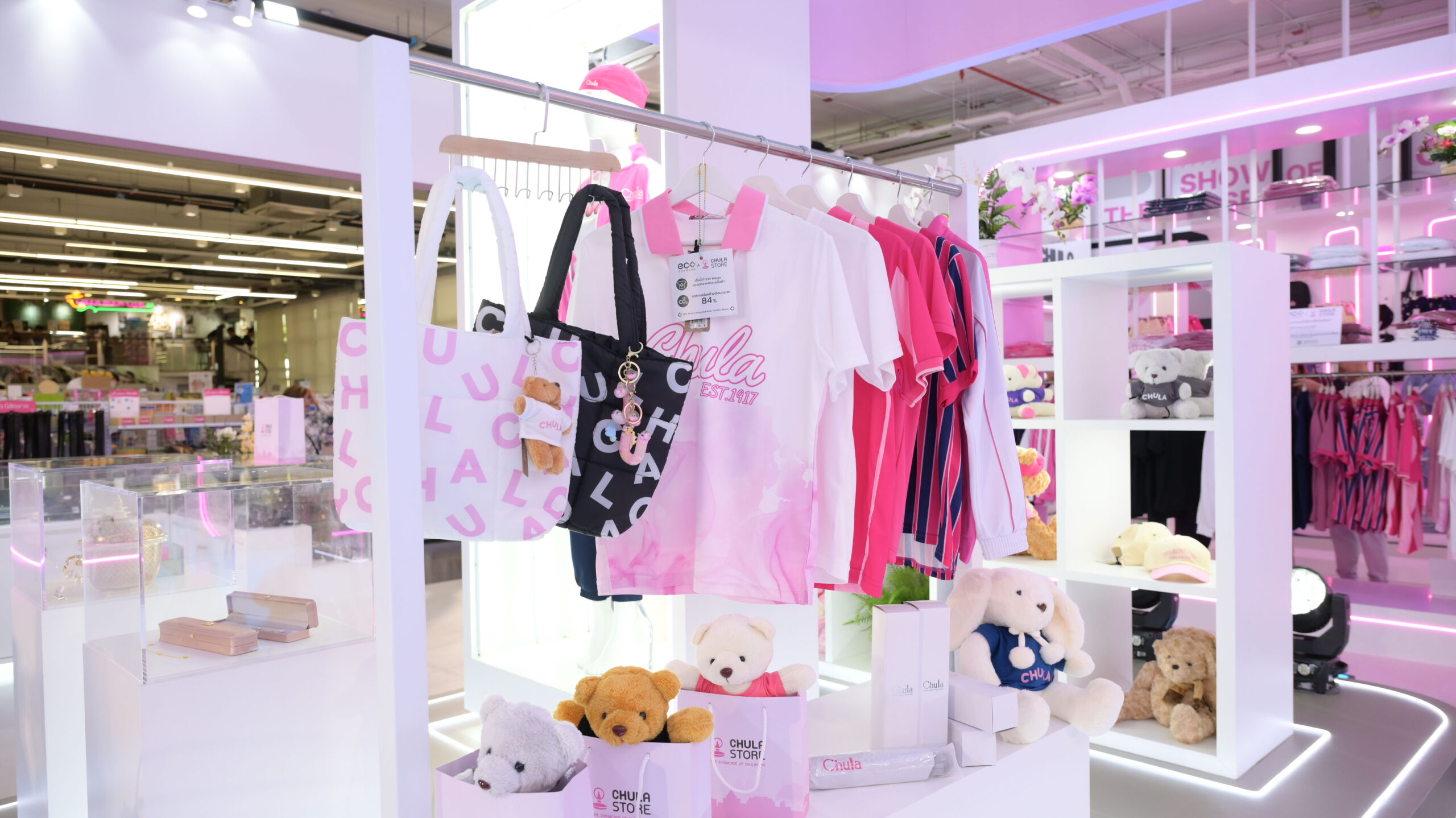 Chula Book Center Launches “CHULA STORE”—The Showcase of Chulaness 