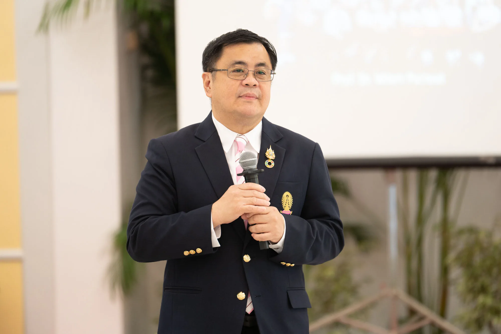 Chula Partners with Top Charoen Optical to Enhance Education, Advance Research, and Support Learning