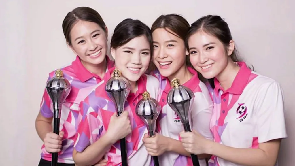 Check-in ถิ่นจุฬา 10 ผู้นำเชียร์และจุฬาฯคทากร (27 มีนาคม 2560)