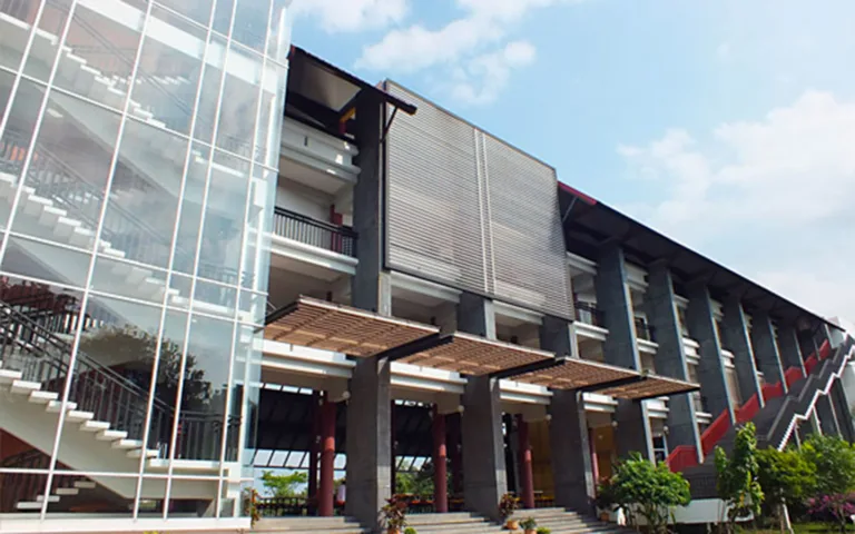 ศูนย์พันธกิจเพื่อสังคม (ส่วนอำนวยการกลาง)