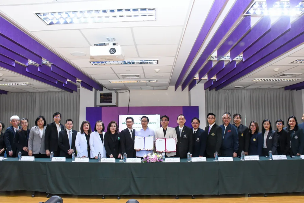 คณะเภสัชศาสตร์ จุฬาฯ ลงนามความร่วมมือกับกรมการแพทย์ กระทรวงสาธารณสุข เชื่อมโยงองค์ความรู้เภสัชศาสตร์สู่ระบบบริการสุขภาพของประเทศ