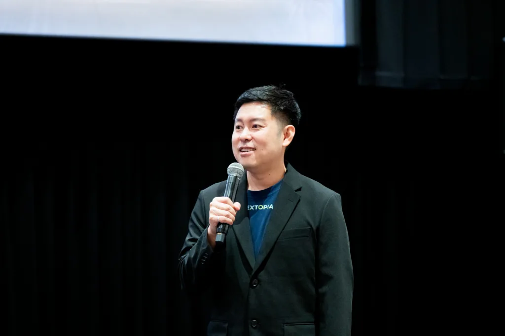 Mr. Sakhon Sriwangphrai, Project Manager of Siam Piwat Academy, Siam Piwat Co., Ltd.