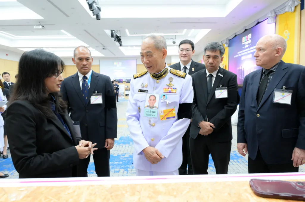 Bangkok Business Challenge 2026 Honors Global Student Innovators with Royal Awards 