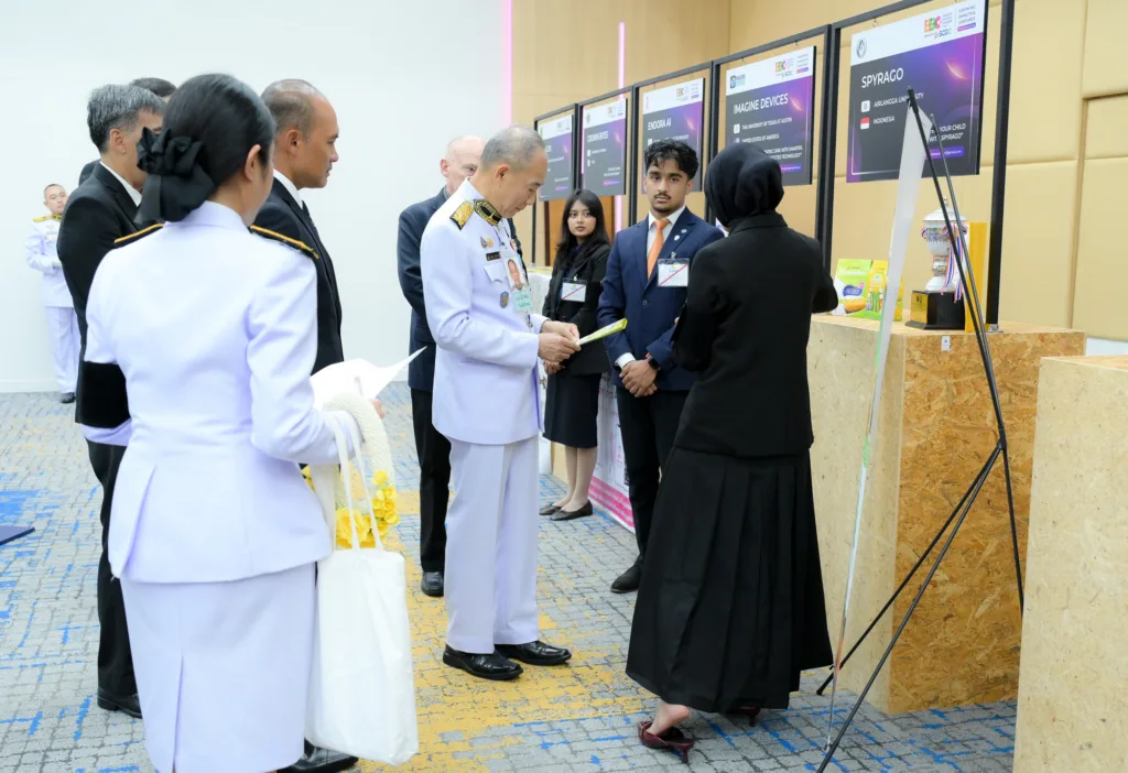 Bangkok Business Challenge 2026 Honors Global Student Innovators with Royal Awards 