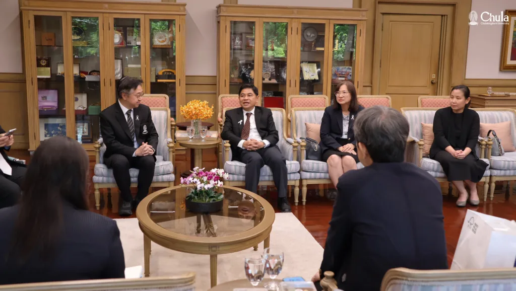 Chula and WNI Strengthen Ties Through Meteorology Knowledge Exchange 