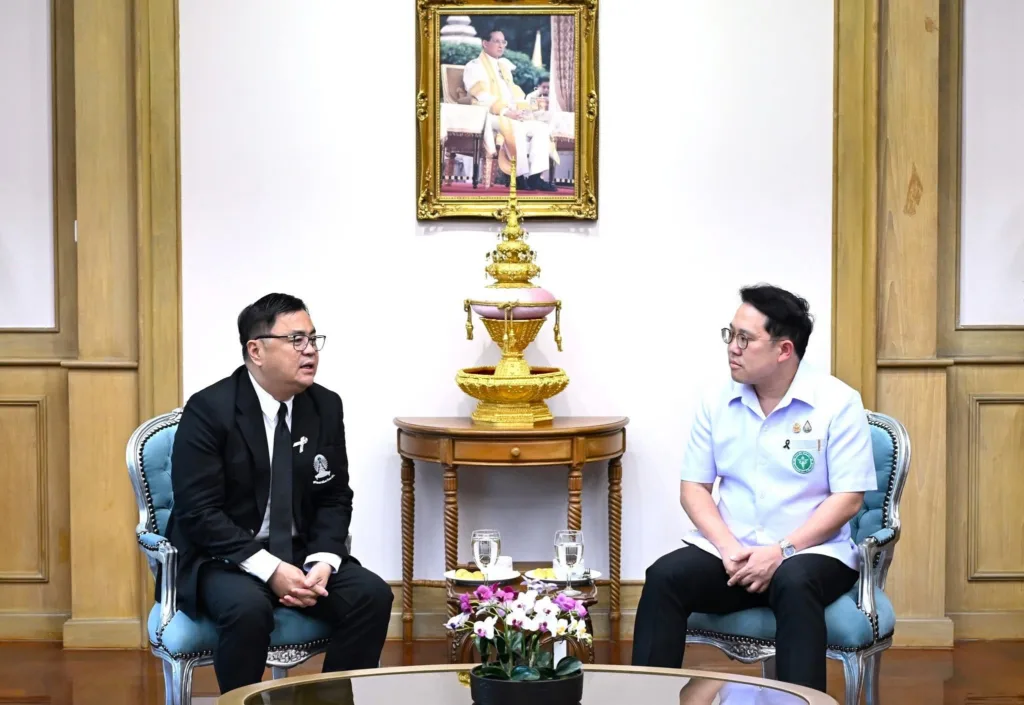 Chula and?the Minister of Public Health?Discuss Collaborative Vision for Future Health Education?