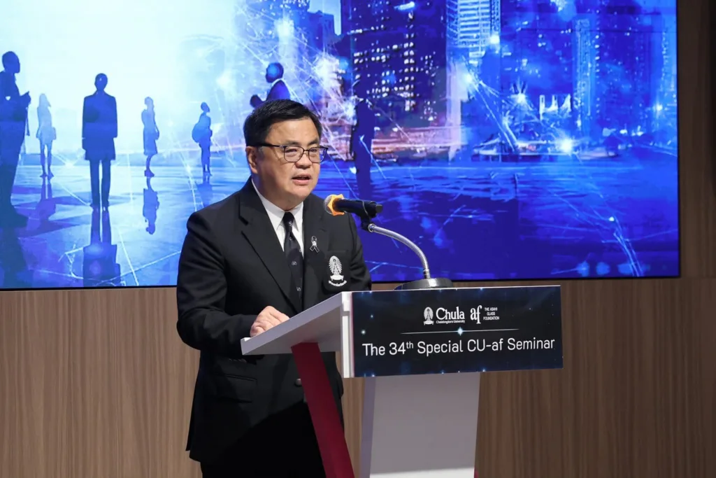 Professor?Dr.?Wilert?Puriwat, President of �鶹����