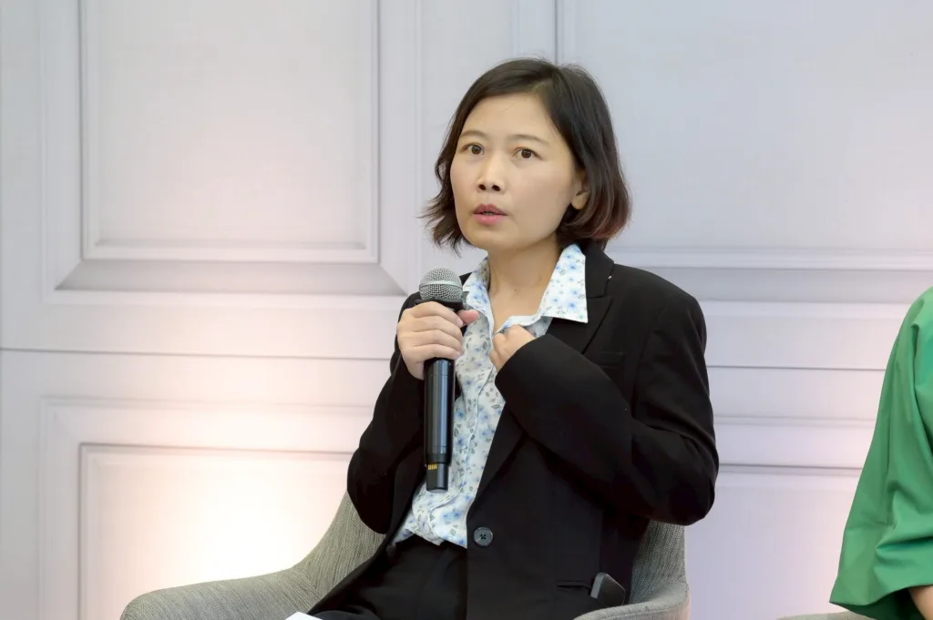 Assoc. Prof. Phatta Kirdruang, Faculty of Economics Thammasat University