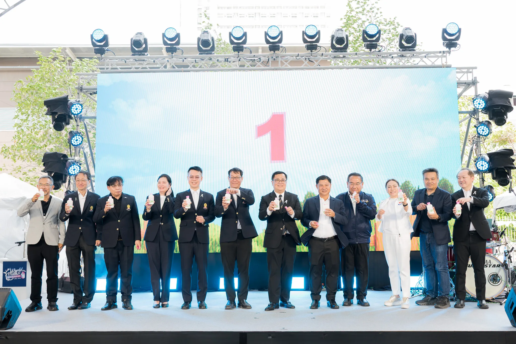 คณะสัตวแพทยศาสตร์ จุฬาฯ จัดงาน “World Milk Day 2026 @ Siam Square” เติมพลังสด…ลดวิกฤต…สร้างอนาคต