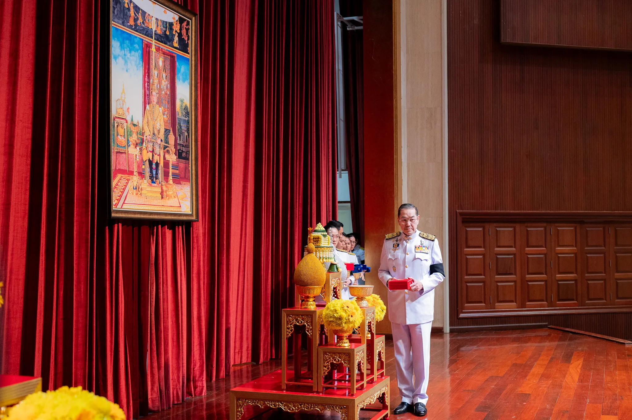 จุฬาฯ จัดพิธีรับพระราชทานเครื่องราชอิสริยาภรณ์ชั้นสายสะพาย ประจำปี 2567 เชิดชูเกียรติบุคลากรจุฬาฯ