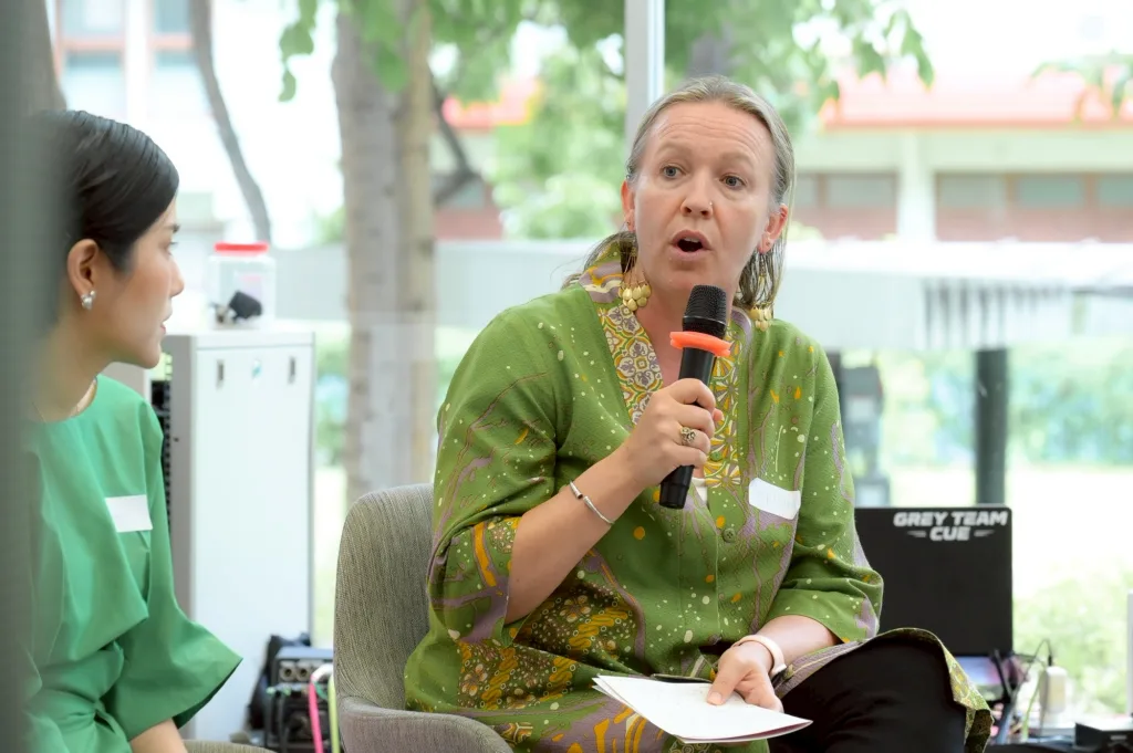 Mrs. Shanon McNab, United Nations Population Fund